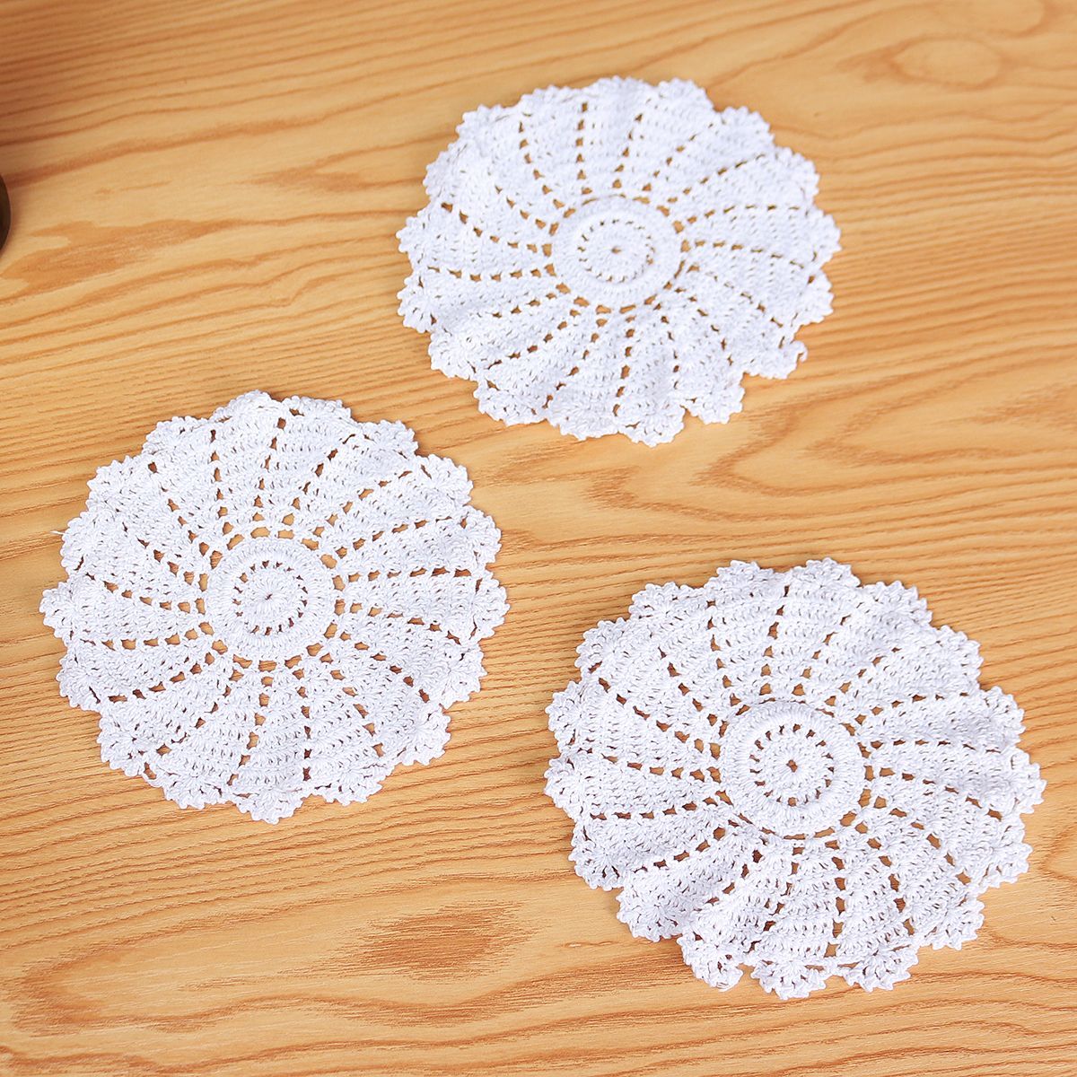 10PcsSet-Hand-Crocheted-Doilies-Cotton-Woven-Round-Cup-Dish-Table-Tablecloth-Placemat-Decorations-1532862