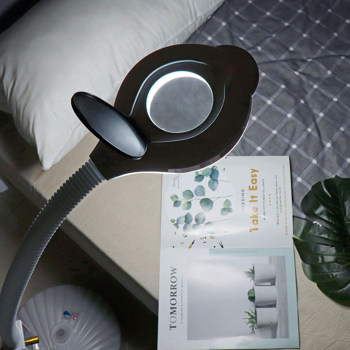 Floor-Stand-Lamp-Night-LED-Light-Magnifying-Floor-Lamp-1580095