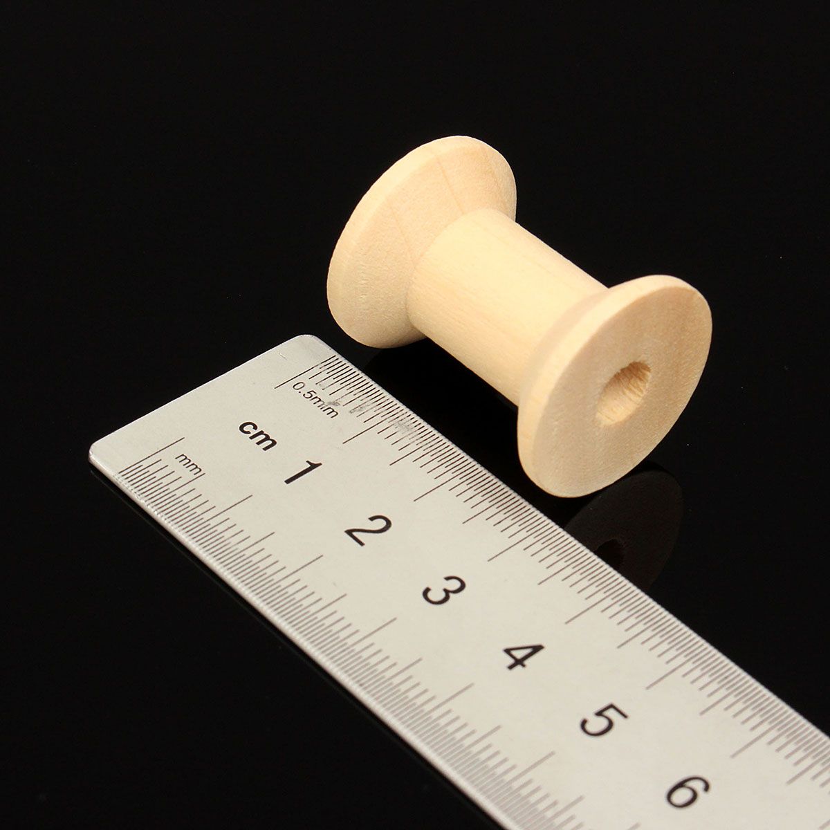 10Pcs-Vintage-Style-Wooden-Bobbins-Spools-Reels-For-Sewing-Ribbons-Twine-Crafts-1039882