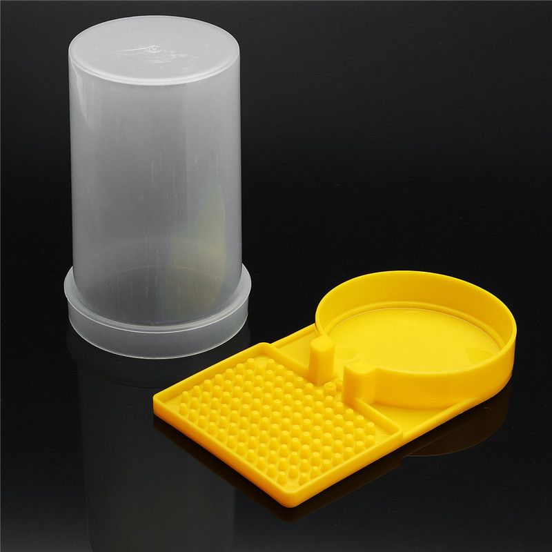 Beekeeping-Beehive-Water-Feeder-Bee-Drinking-Nest-Entrance-Beekeeper-Cup-Beekeeping-Tools-Set-1320436