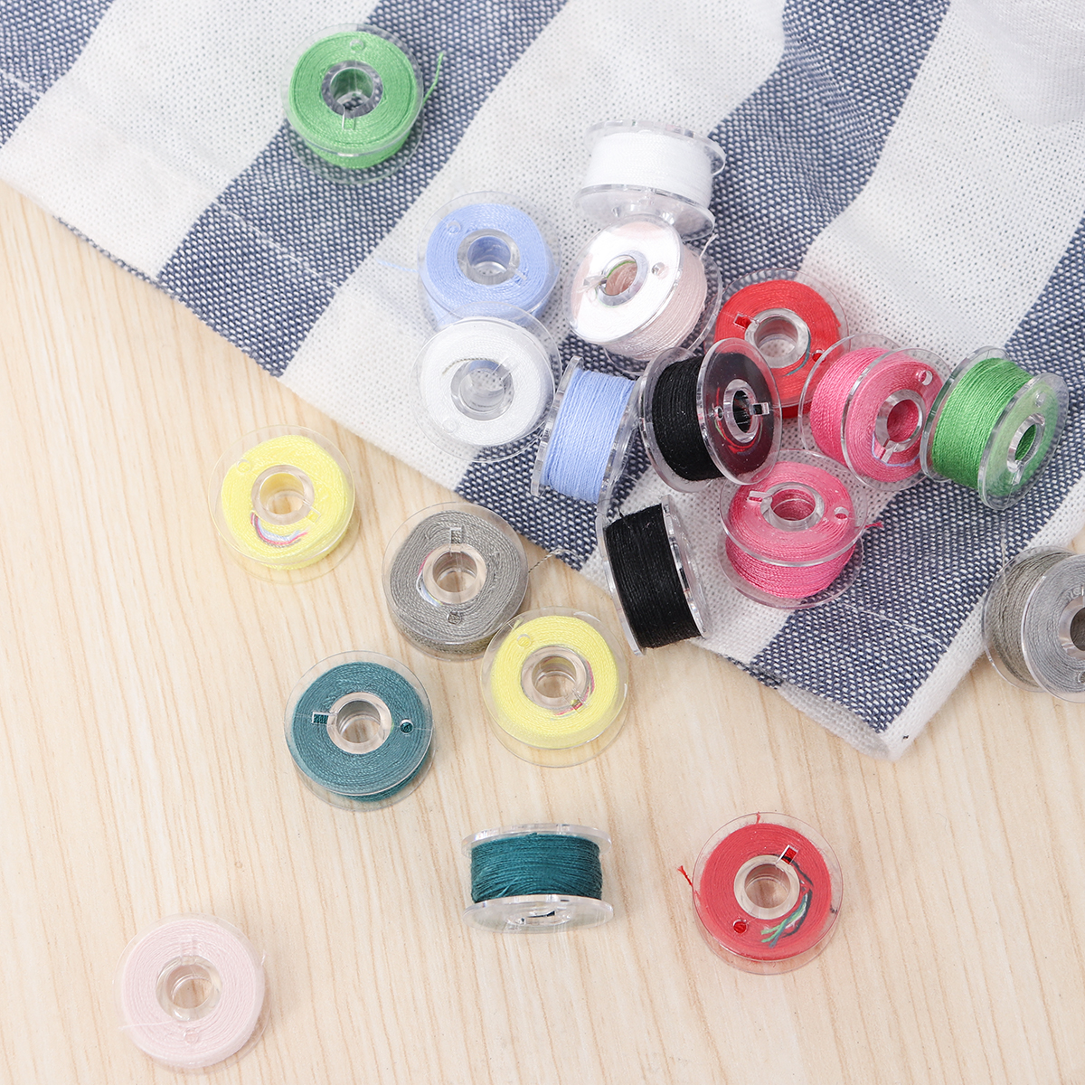 Clear-Plastic-Bobbins-With-20pcs-Sewing-Machine-Spools-Yarn-Thread-Storage-Box-1709592