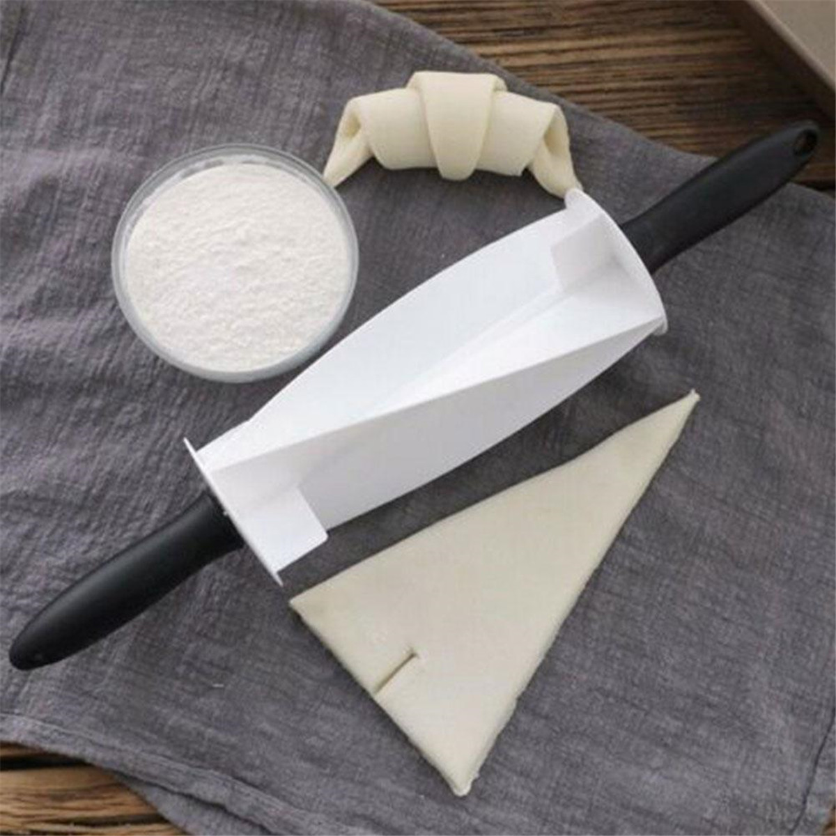Croissant-Bread-Dough-Cutter-Rolling-Pin-Pastry-Baking-Roller-Home-Kitchen-Tools-1614814