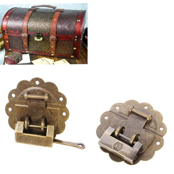 Jewelry-Boxes-Decorated-Lock-Ancient-Antique-Lock-Horizontal-Open-Padlock---Buckle-with-Lace-1022992