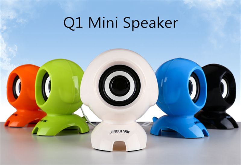 Q1-Mini-Portable-Dog-Appearance-Universal-2-in-1-Cable-USB-Plug-35mm-Audio-Plug-Speaker-1193071
